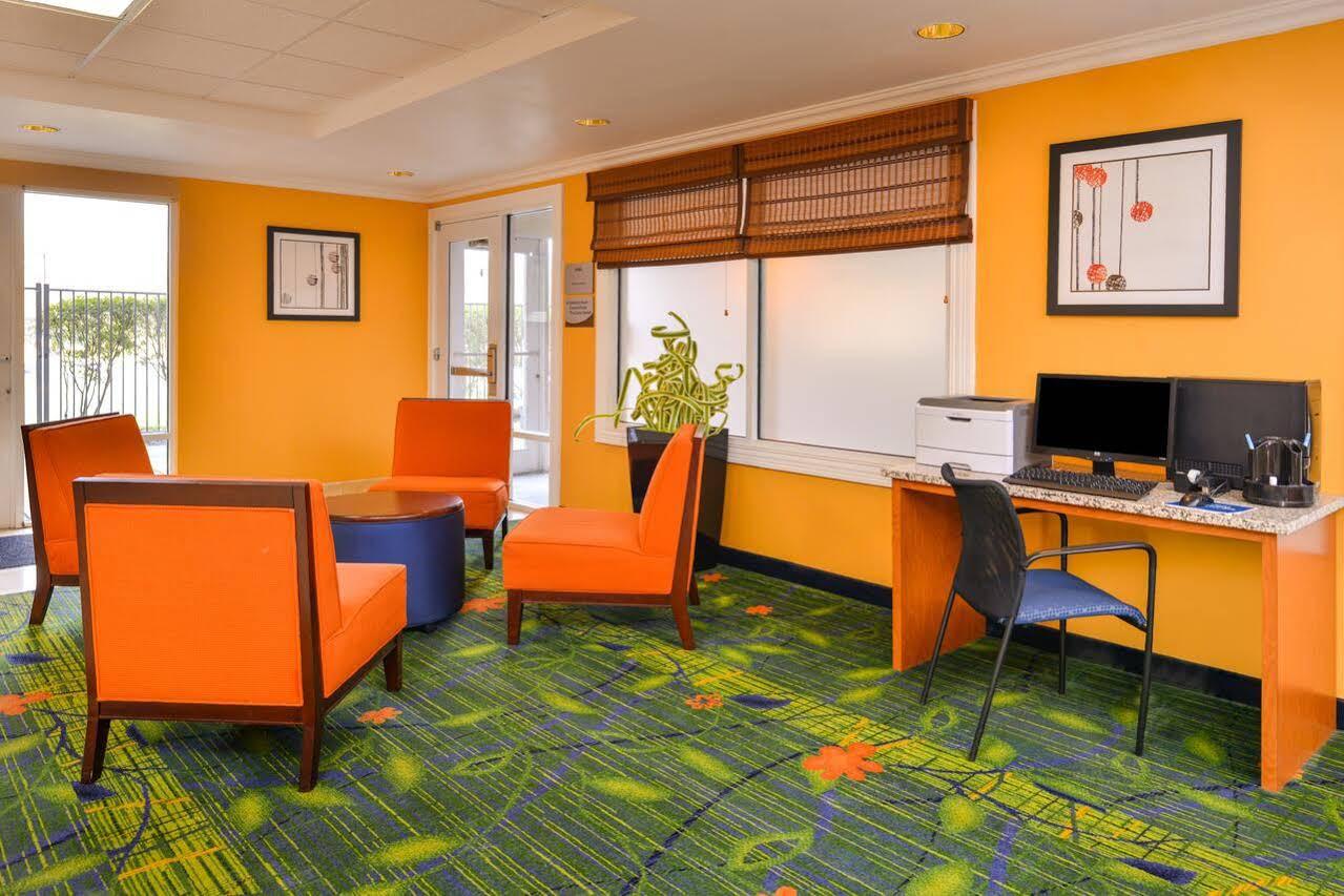 Holiday Inn Express Princeton By Ihg Eksteriør billede